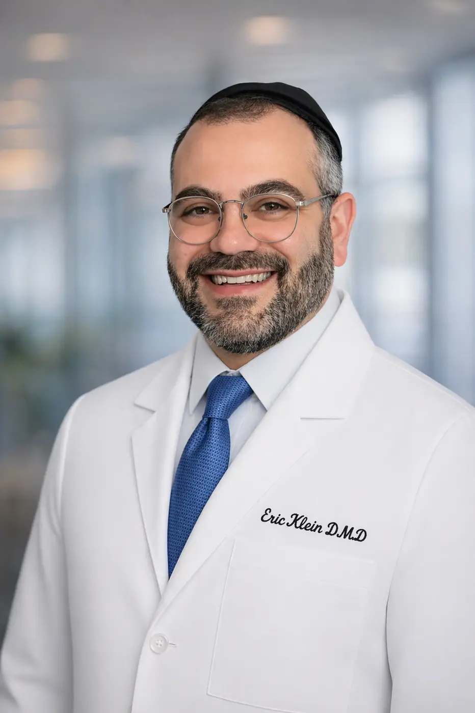 Professional portrait of Dr. Eric Klein, DMD